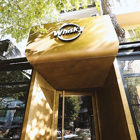 Boutique Hotel Whisky Тирана Екстер'єр фото